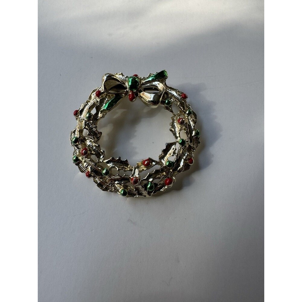 Set 6 Vintage Christmas brooch Gold / Silver Tones Faux Gems Costume Wreath Tree - Picture 5 of 13